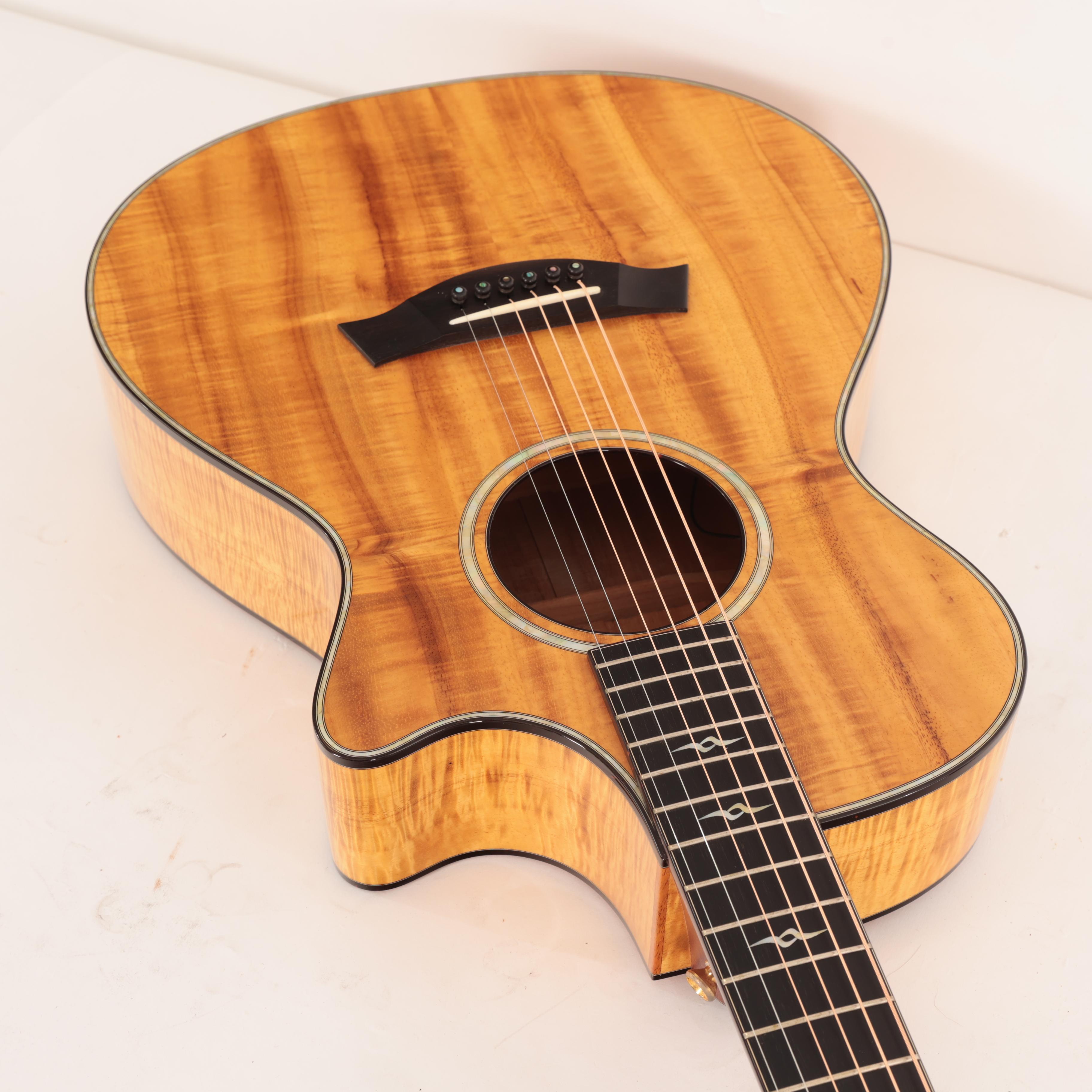 Second Hand Taylor K22ce Hawaiian Koa Acoustic-Electric Guitar